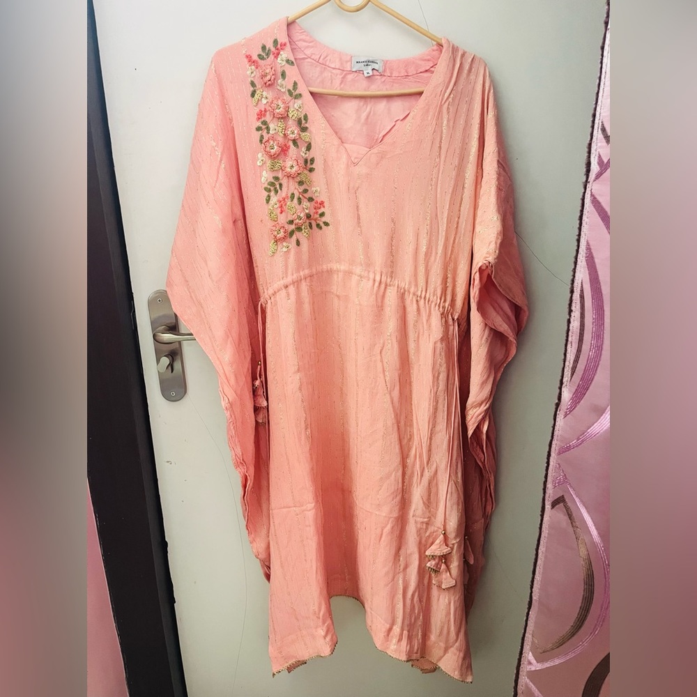 Peach kaftan kurta - Picture 3 of 11